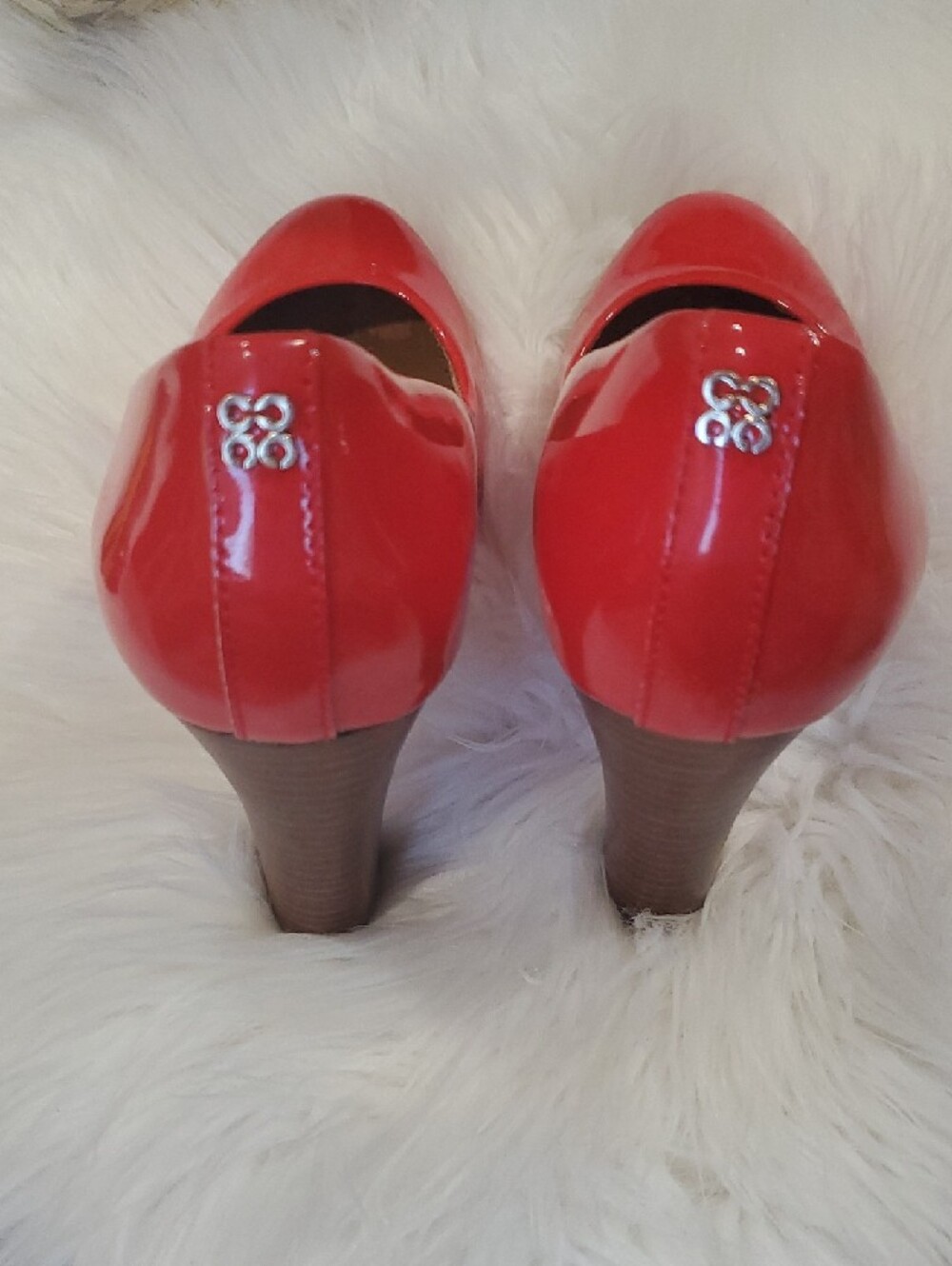 Coach Shelley Red Patent Leather Round-Toe Pumps Size 8.5 B - Picture 10 of 16
